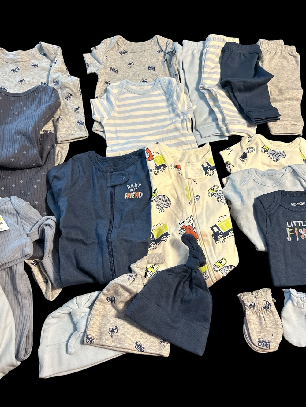 BOYS NEWBORN NEW BUNDLE OF CLOTHES